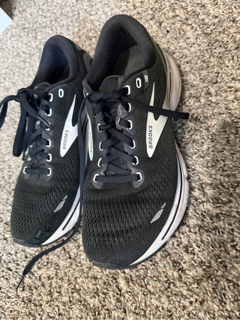 Brooks shoes